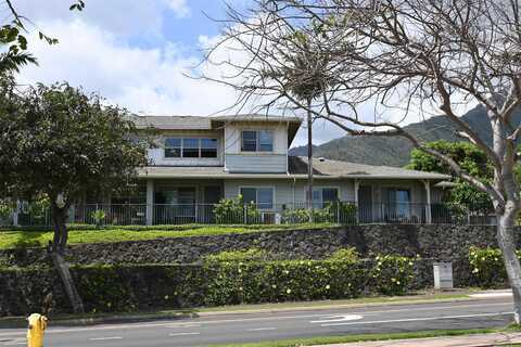 218 Hooulu Ln, Wailuku, HI 96793