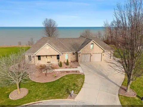 1506 SUNDANCER Lane, KEWAUNEE, WI 54216