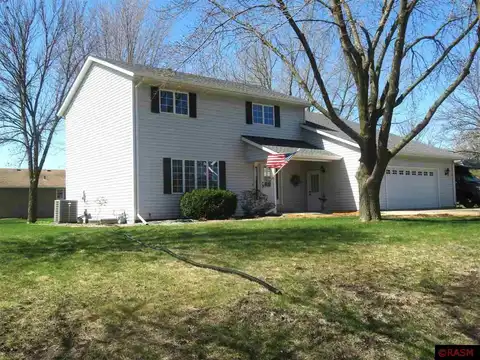 1709 Quail Roost Drive, North Mankato, MN 56003