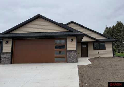 2304 Lake Avenue, New Ulm, MN 56073