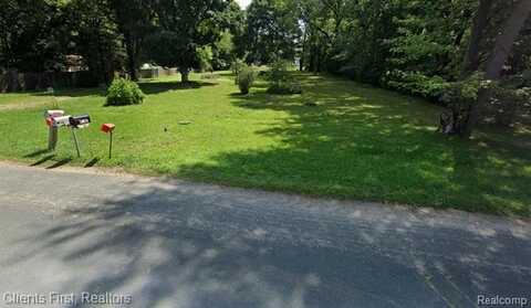 5154 Beverly Avenue, Kalamazoo, MI 49004