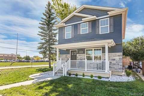438 E GOULSON Avenue, Hazel Park, MI 48030