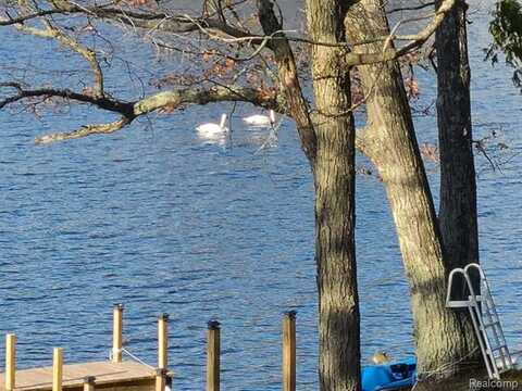 2808 N LAKE Road, Glennie, MI 48737