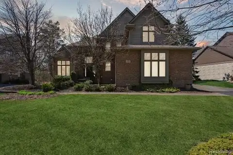 6808 OAKHURST RIDGE Road, Clarkston, MI 48348