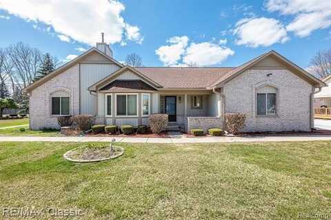 20415 Villa Grande Circle, Clinton Township, MI 48038