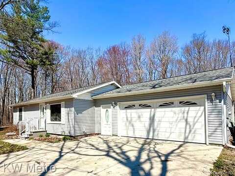 1730 INDIAN Road, Lapeer, MI 48446