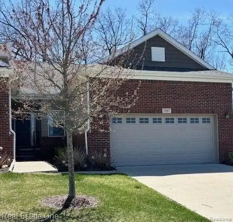 2987 BRENTWOOD Road, Auburn Hills, MI 48326