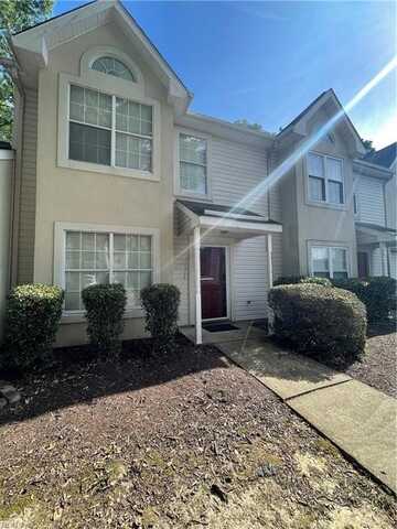 3956 Horse Run Glen, Newport News, VA 23602