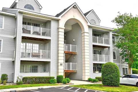 904 Charnell Drive, Virginia Beach, VA 23451