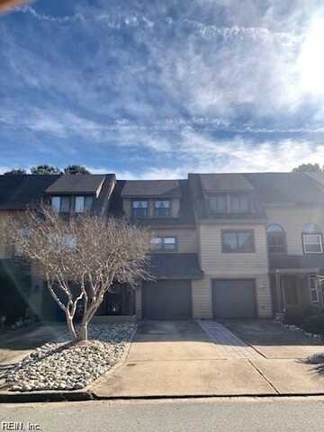 2216 Hermit Thrush Lane, Virginia Beach, VA 23455