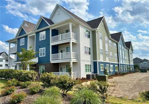 1720 Vankar Drive #207, Virginia Beach, VA 23456
