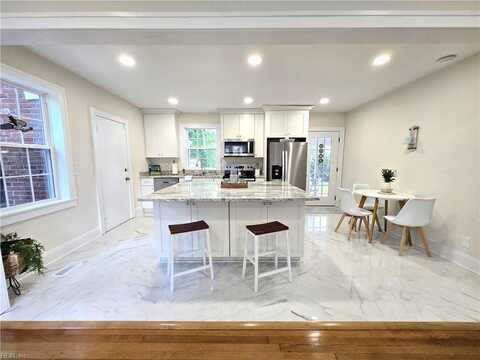 105 W Severn Road, Norfolk, VA 23505