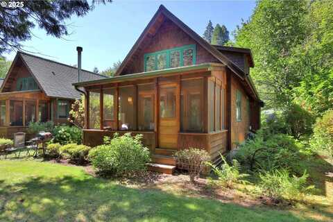 56411 MCKENZIE HWY, McKenzie Bridge, OR 97413