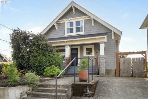 5205 NE 15TH AVE, Portland, OR 97211