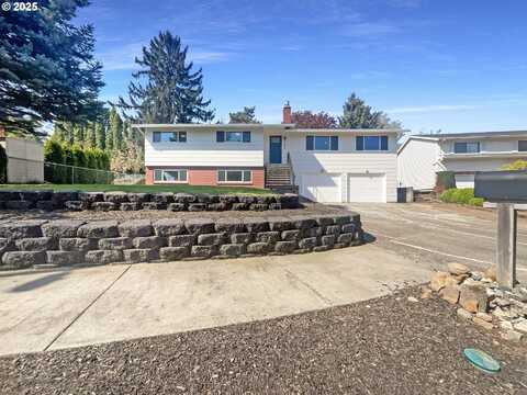 225 SE HACIENDA CT, Gresham, OR 97080