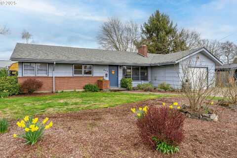 609 NE 19TH ST, McMinnville, OR 97128