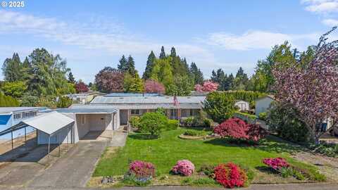 13671 WISTERIA DR, Aurora, OR 97002