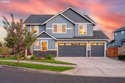 37020 SALMONBERRY ST, Sandy, OR 97055