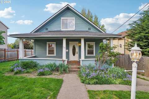 519 ROOSEVELT ST, Oregon City, OR 97045