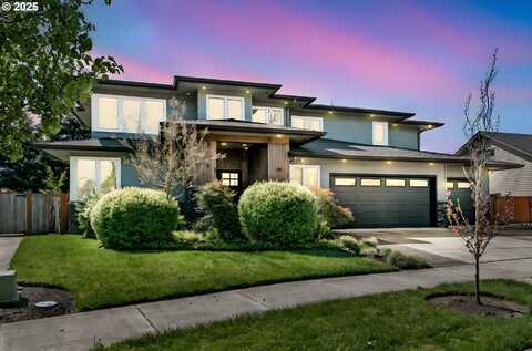 22 W DEAN AVE, Eugene, OR 97404