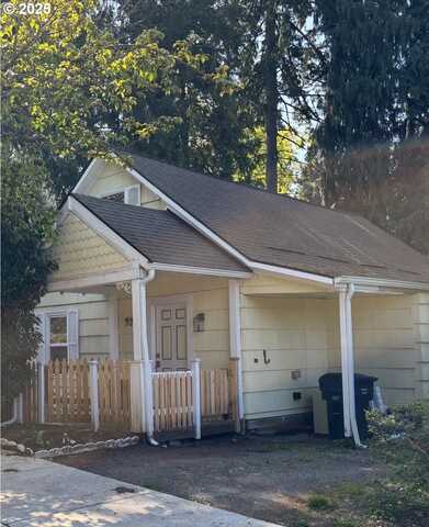 920 15TH ST, Oregon City, OR 97045
