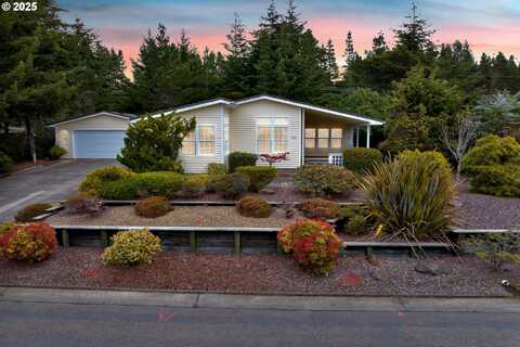 415 SHERWOOD LOOP, Florence, OR 97439