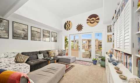 7560 Eads Ave, La Jolla, CA 92037