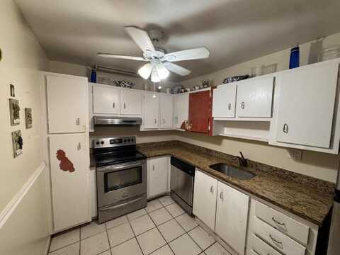 1400 Saint Charles Place, Pembroke Pines, FL 33026