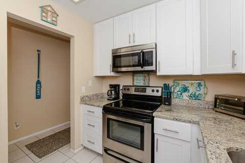 13 Lake Vista Trail, Port Saint Lucie, FL 34952