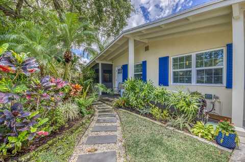 404 S Caloosahatchee Avenue, Jupiter, FL 33458