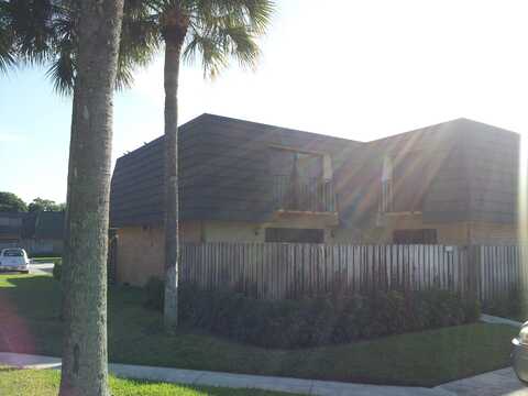 3802 38th Way, West Palm Beach, FL 33407