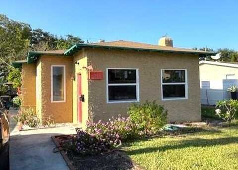 521 E Lakewood Road, West Palm Beach, FL 33405