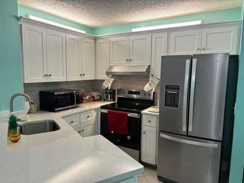 7523 S Oriole Boulevard, Delray Beach, FL 33446