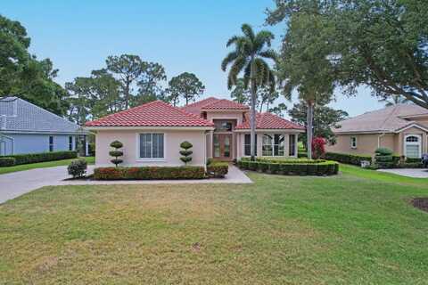 8120 Links Way, Port Saint Lucie, FL 34986