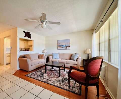79 Kingswood D, West Palm Beach, FL 33417