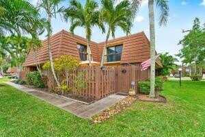 825 Center Street, Jupiter, FL 33458