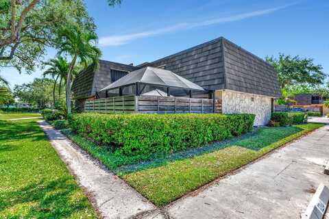 1213 12th Terrace, Palm Beach Gardens, FL 33418