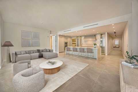 220 SE Mizner Boulevard, Boca Raton, FL 33432