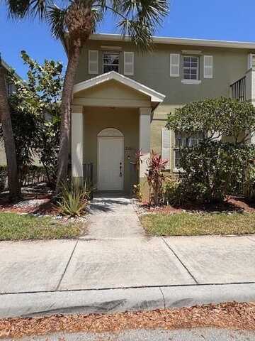 2161 SE Fern Park Drive, Port Saint Lucie, FL 34952