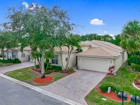 8298 Sandpiper Glen Drive, Lake Worth, FL 33467