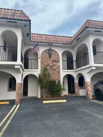 664 SE 20th Avenue, Deerfield Beach, FL 33441