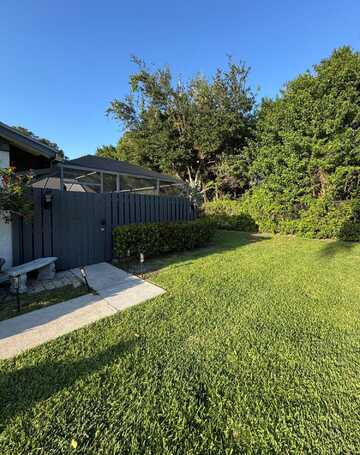 1020 Summit Trail Circle, West Palm Beach, FL 33415