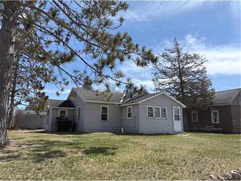 317 Maple Avenue NE, Cass Lake, MN 56633