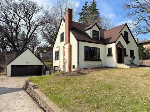 531 W Summit Avenue, Fergus Falls, MN 56537