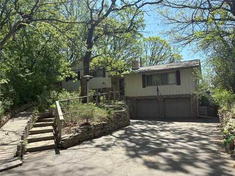 8929 36th Street N, Lake Elmo, MN 55042