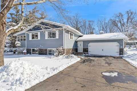 1385 Quinlan Avenue S, Lake Saint Croix Beach, MN 55043