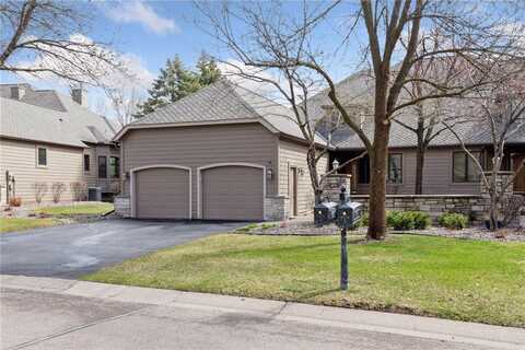 3711 Village Court, Woodbury, MN 55125