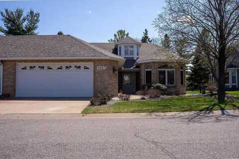 5687 Dunlap Avenue N, Shoreview, MN 55126