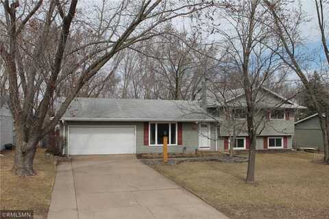 10628 Direct River Drive NW, Coon Rapids, MN 55433