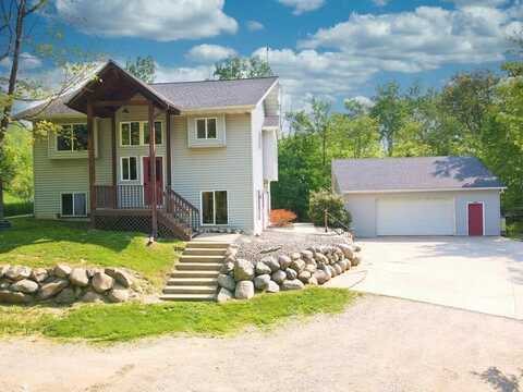 23942 Tioga Hills Road, Cohasset, MN 55721